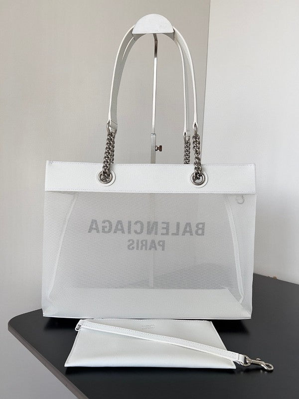 Zivas Charm Sleek Silhouette Fashion Handbag (Thoughtfully Structured Design) – Lifestyle Shot