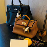  Structured structured bag front view 7