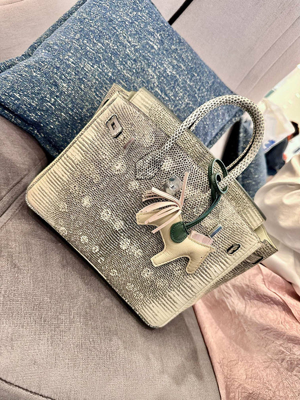 Understated bag women's premium everyday handbag