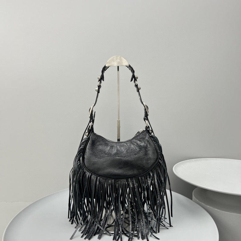 Zivas Charm Everyday Sophistication Statement Handbag (Structured Everyday Essential) – Full Silhouette