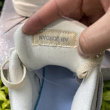 Nike Men's & Women's Premium Low-Top Trainers — Style 241 interior view