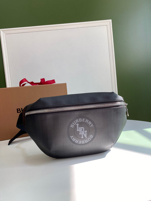 Ziva's Charm handbag – front view (one versatile size)