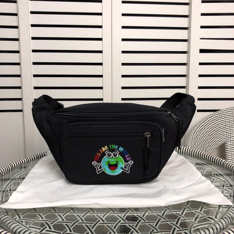 Side profile of elevated refined women's handbag – women's premium purse