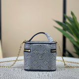  crossbody bag close-up of hardware and finish