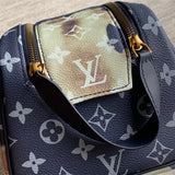  shoulder bag interior and compartment view