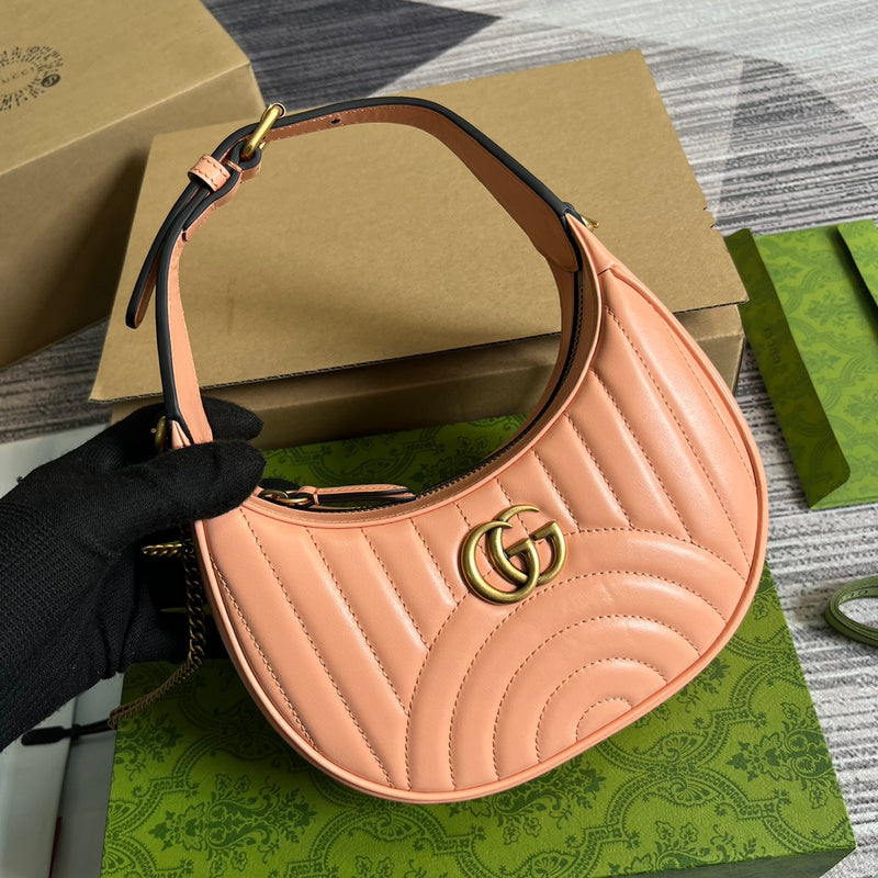Handle and strap detail of statement elevated women's handbag – women's everyday handbag
