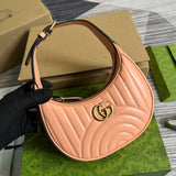 Handle and strap detail of statement elevated women's handbag – women's everyday handbag