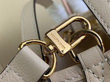 Designer Monogram Crossbody - Luxury Women's Premium Fashion Bag - NM4551