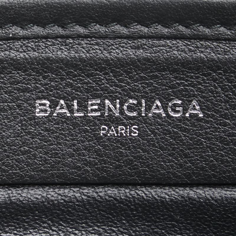 Crismbris elegant leather Luxury Item angled view