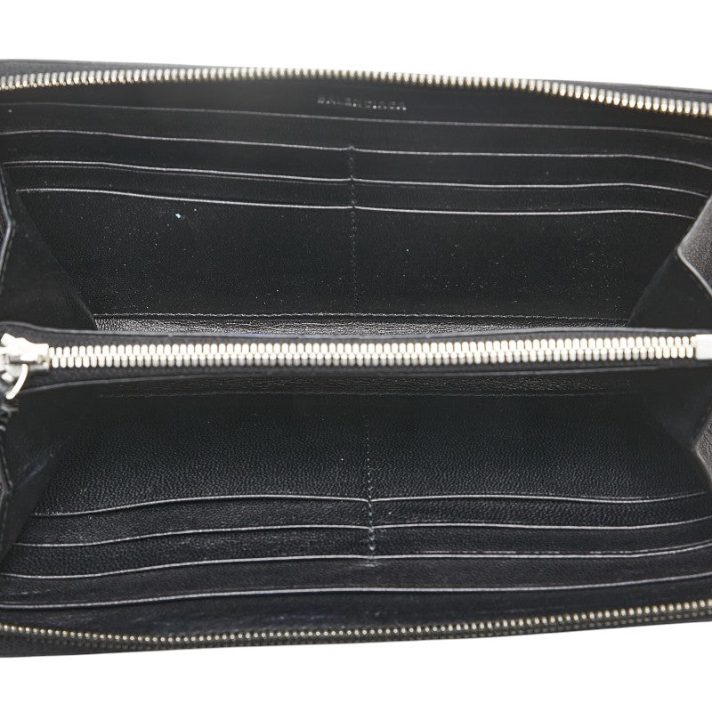 Sorombre elegant leather Luxury Item close-up detail