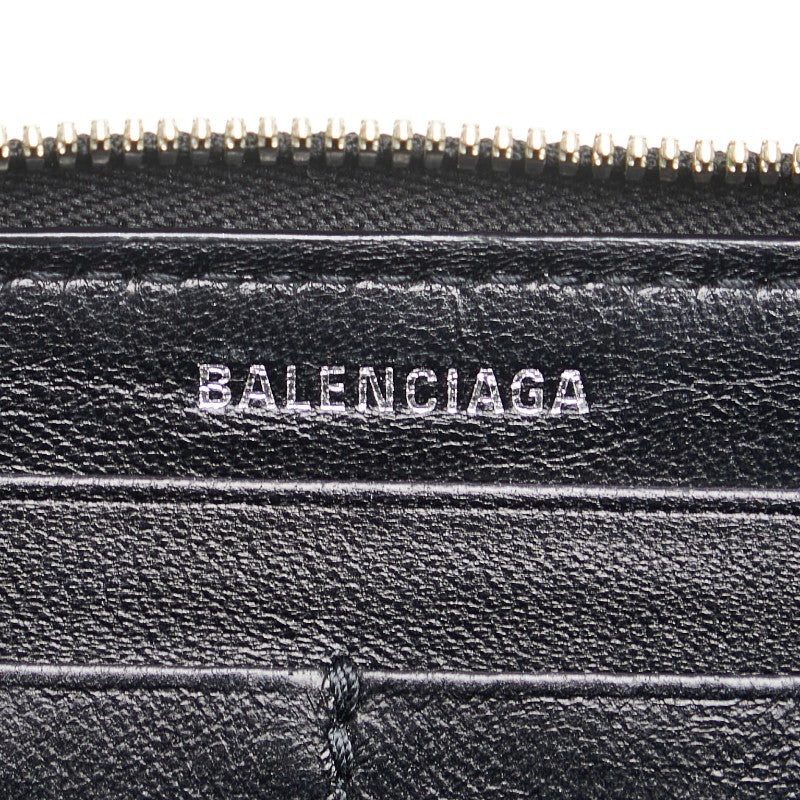 Sorombre elegant leather Luxury Item angled view