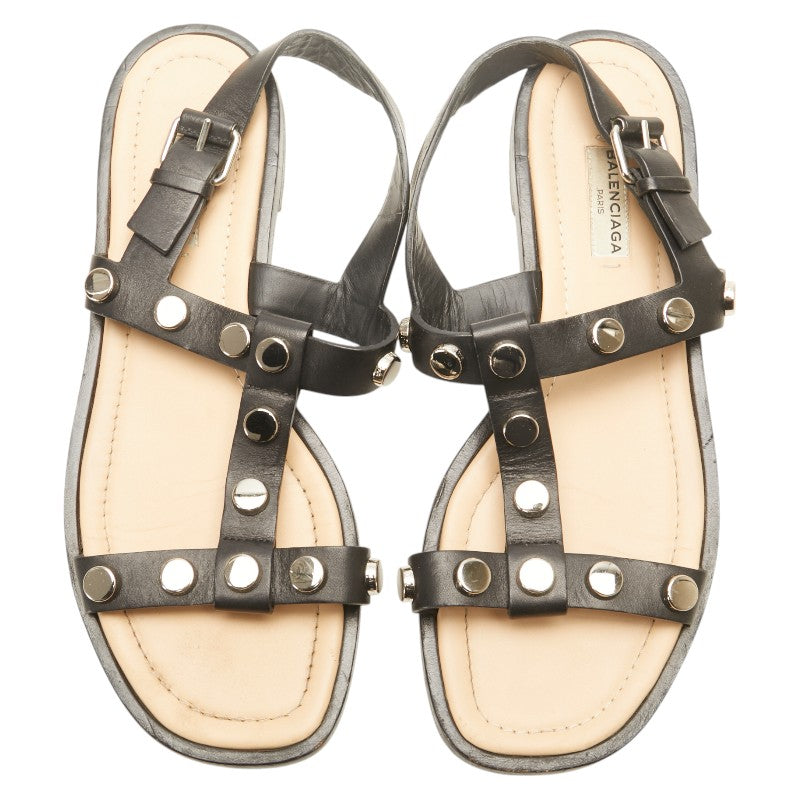 Velvorys elegant leather Luxury Item angled view