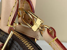 Luxury Designer Shoulder Bag for Women - Premium Fashion Handbag - NM4610