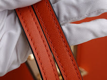Premium Signature Crossbody - Chic Women's Luxury Designer Bag - NM5223