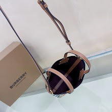 Chic Designer Tote Handbag - Luxury Premium Women's Fashion Bag - NM5572