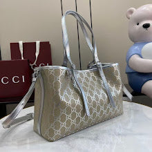 Premium Signature Shoulder Bag - Chic Women's Luxury Designer - NM4012