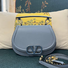 Premium Women's Tote Bag - Luxury Designer Fashion Handbag - NM2840