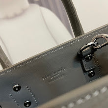 Luxury Structured Shoulder Bag - Women's Premium Designer Fashion - NM3261