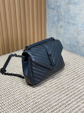 Chic Women's Designer Tote - Luxury Premium Handbag Style - NM3412