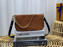 Designer Heritage Crossbody Bag - Premium Luxury Women's Fashion - NM4900