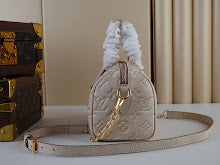 Premium Signature Shoulder Bag - Chic Women's Luxury Designer - NM4731