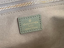 Chic Designer Crossbody Purse - Premium Luxury Women's Style - NM4932