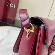 Chic Women's Crossbody Handbag - Luxury Premium Designer Style - NM3885