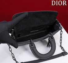 Chic Women's Crossbody Handbag - Luxury Premium Designer Style - NM7429