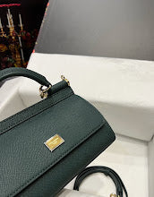Chic Women's Crossbody Handbag - Luxury Premium Designer Style - NM7278