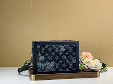 Luxury Designer Shoulder Bag for Women - Premium Fashion Handbag - NM5459