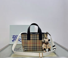 Premium Heritage Tote Bag - Elegant Women's Luxury Designer Style - NM5588