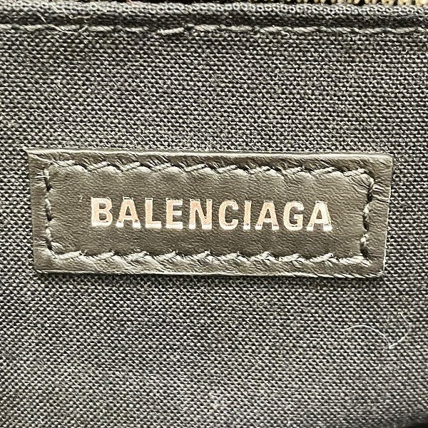 Crismanboria2 elegant leather Luxury Bag close-up detail