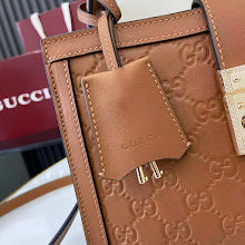 Chic Designer Crossbody Purse - Premium Luxury Women's Style - NM3833