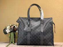 Chic Designer Shoulder Handbag - Premium Luxury Women's Style - NM5001