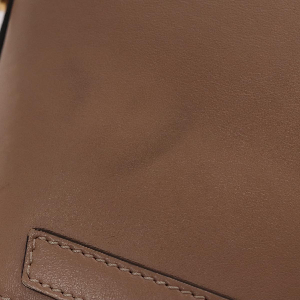 Morvella elegant leather Handbag angled view