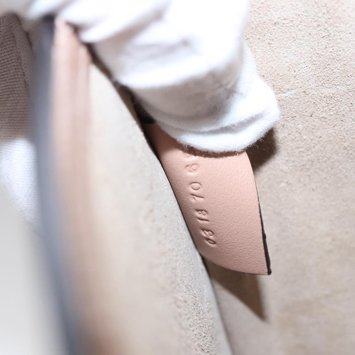Morvella elegant leather Handbag top view