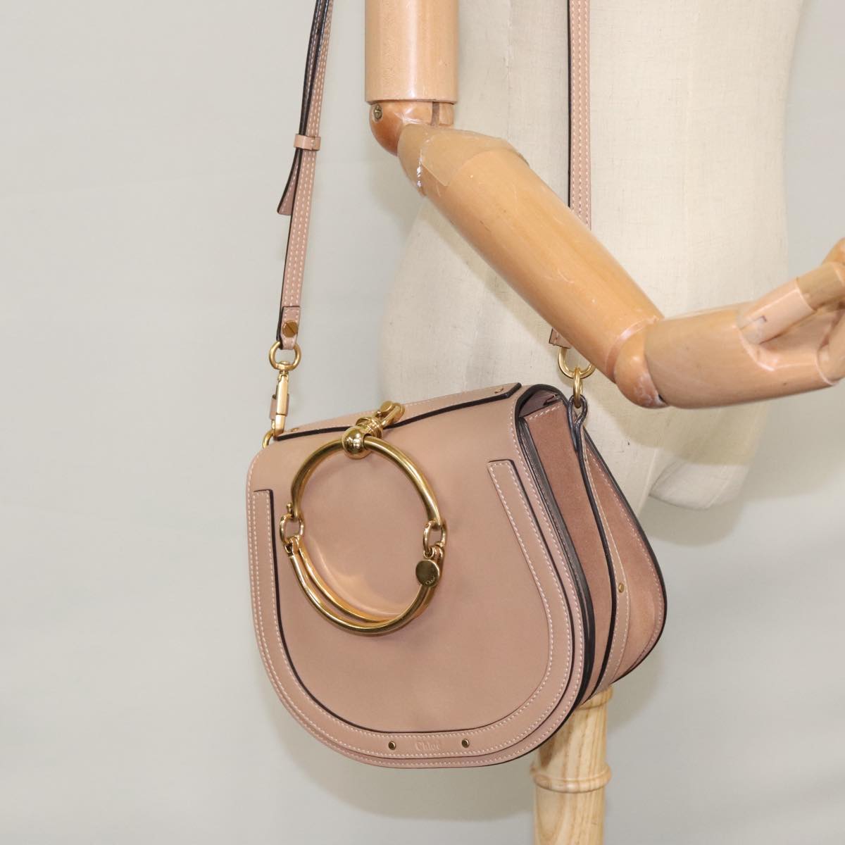 Chloe authentic luxury handbag Pink leather craftsmanship