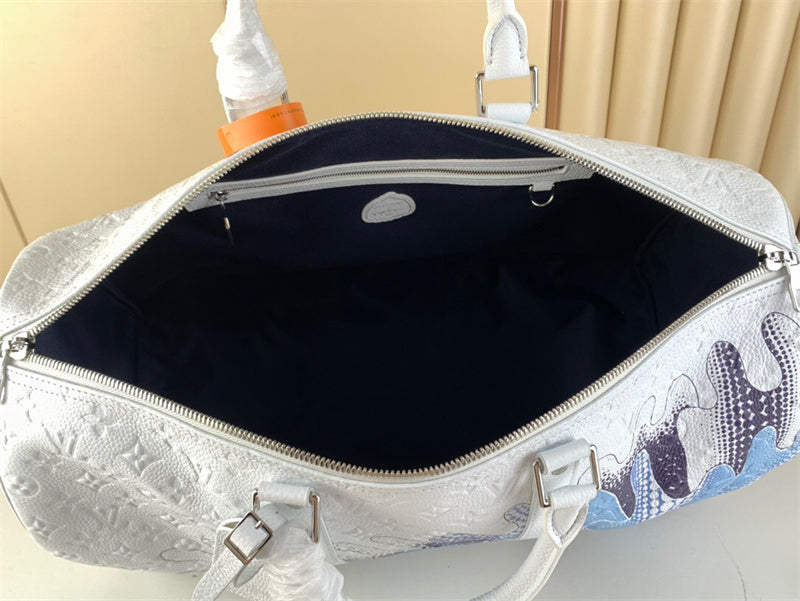  Sleek structured bag front view 37