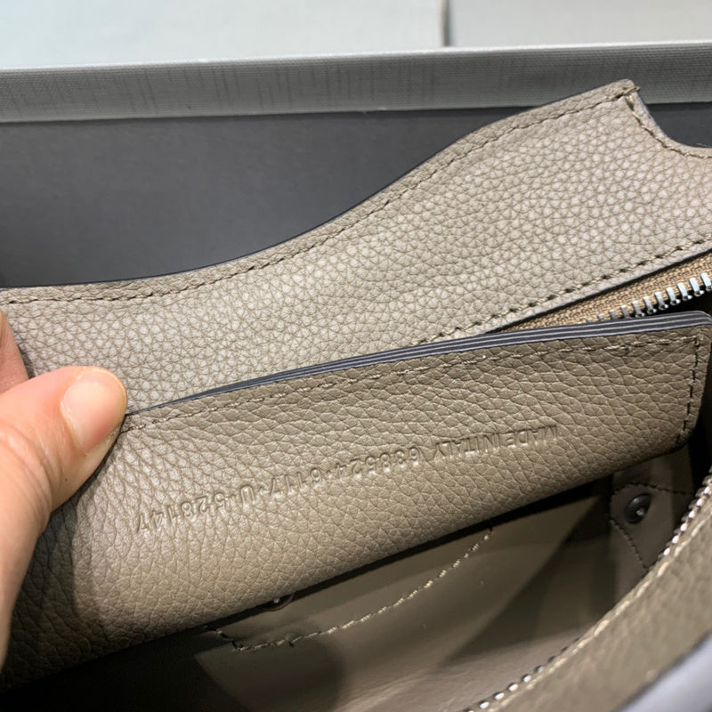 Sleek Faux Leather Handbag - Premium Craftsmanship Detailing | Women's Designer-Inspired Purse #326 - texture close-up (image 9) of designer-inspired handbag