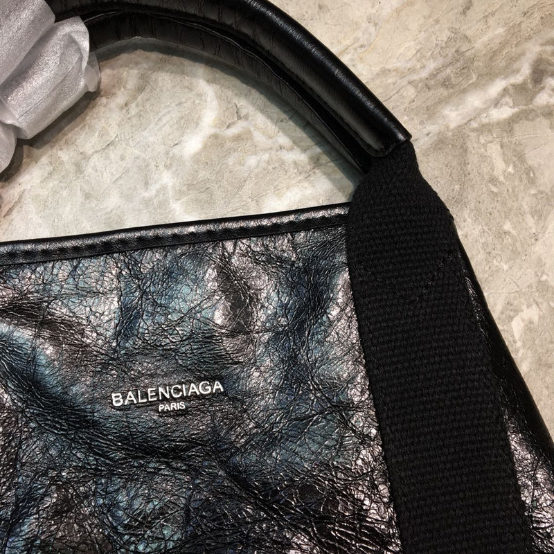 Modern Faux Leather Handbag - Smooth Faux-Leather Exterior | Women's Everyday Carry Handbag #774 - hardware and detail close-up (image 5) of designer-inspired handbag