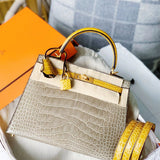 smart structured bag detail view showing craftsmanship 26