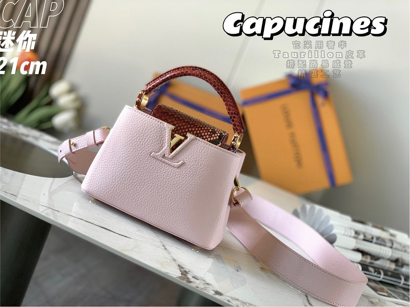 Front view of everyday-luxe signature women's handbag – women's designer-style accessory
