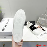 Givenchy shoes Style 037 - logo and branding close-up