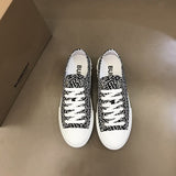 Burberry shoes Style 309 - texture and material detail
