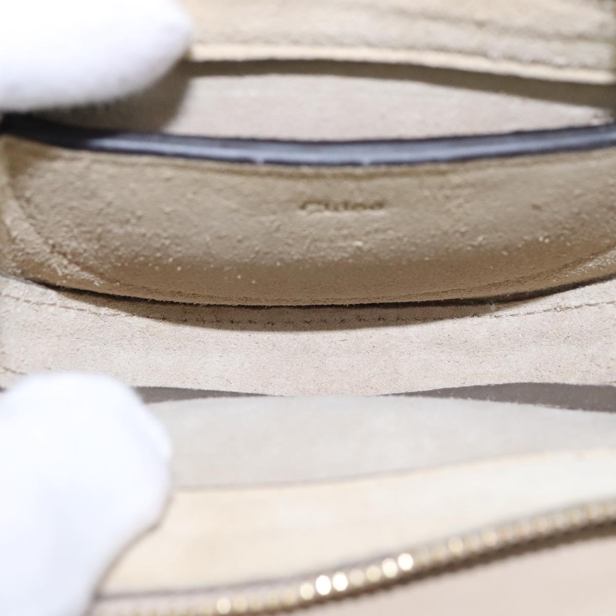 Veldoria elegant leather Handbag side view