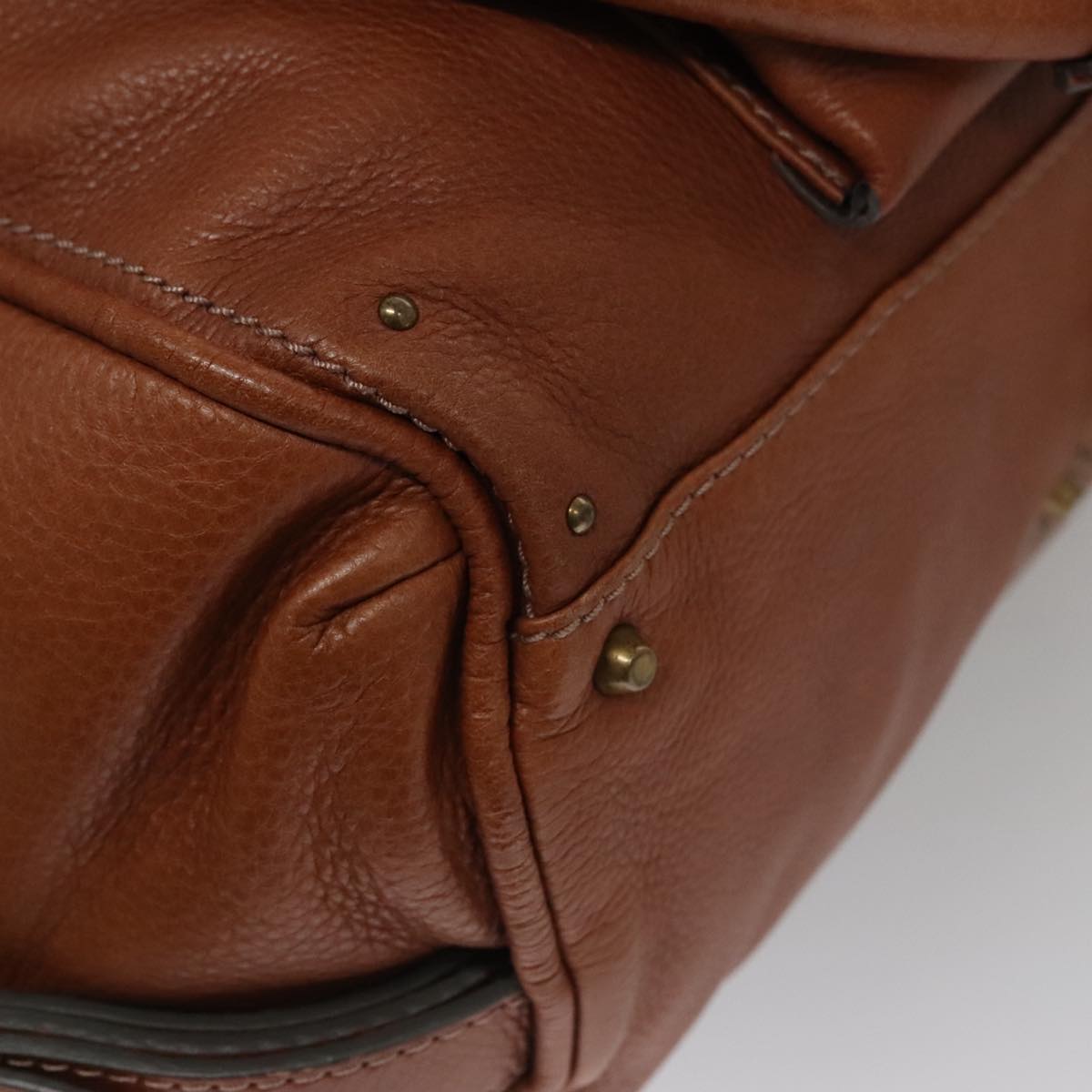 Novastra elegant leather Shoulder Bag flat lay view
