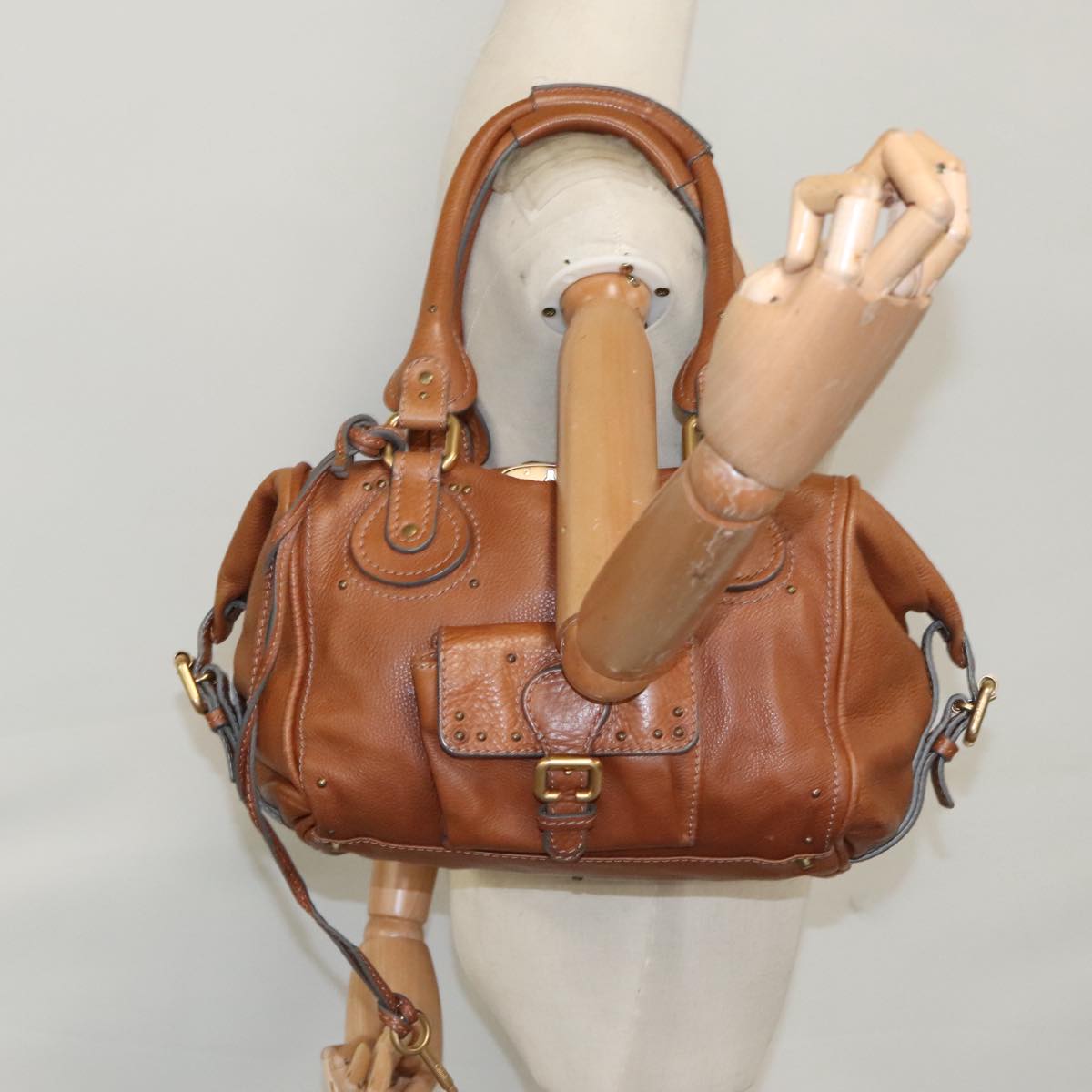 Novastra elegant leather Shoulder Bag top view