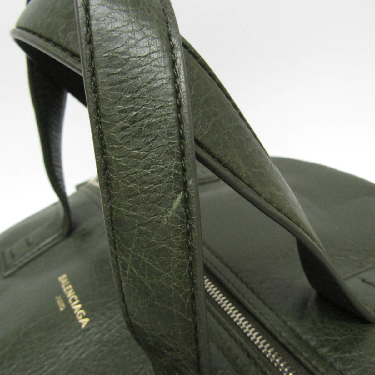 Balenciaga Air hobo Handbag | Casual Luxury Hobo Bag