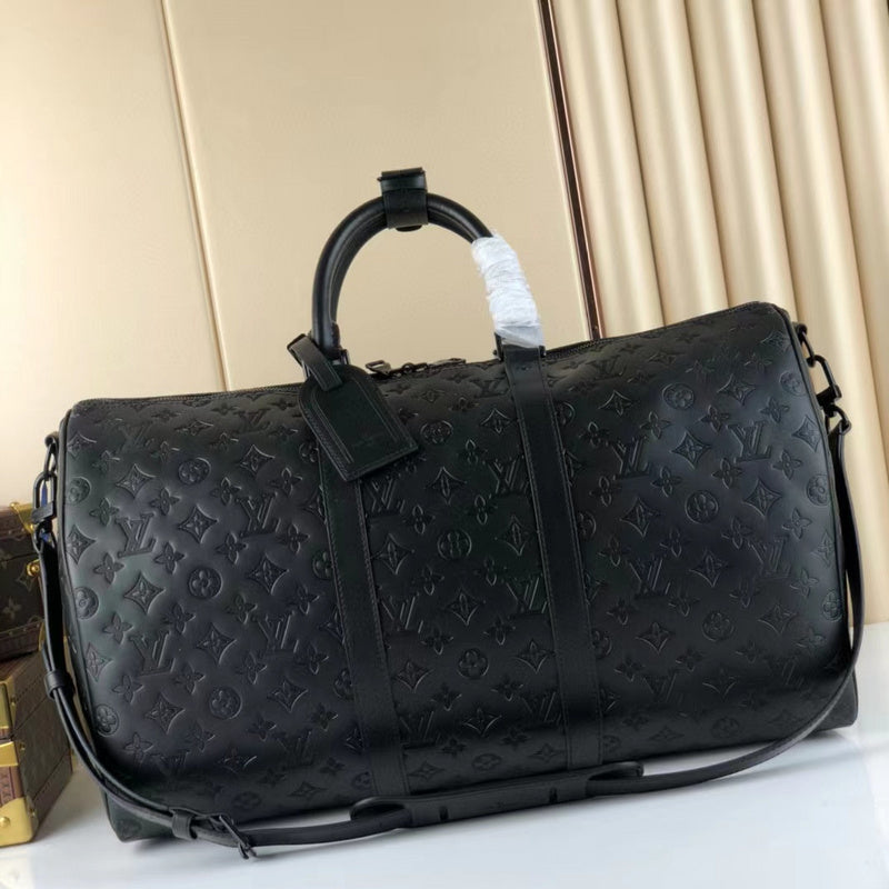Close-up detail of statement everyday-luxe women's handbag – women's designer-style accessory