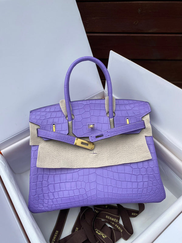 Side view of balanced structured handbag